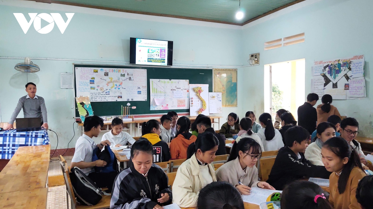 Bộ GD-ĐT lấy ý kiến góp ý chỉnh sửa chương trình một số môn học